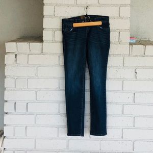 Kut From the Kloth Jeans B4